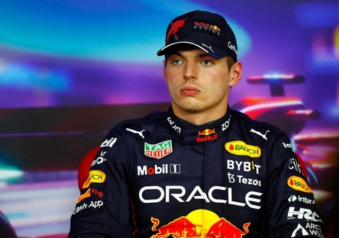 Формула-1: Ферстаппен укрепил свое лидерство в Баку