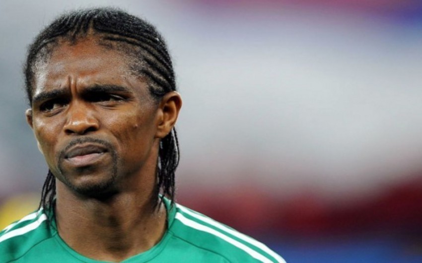 Nigeriyalı futbolçu Kanu Moskvada qarət olunub