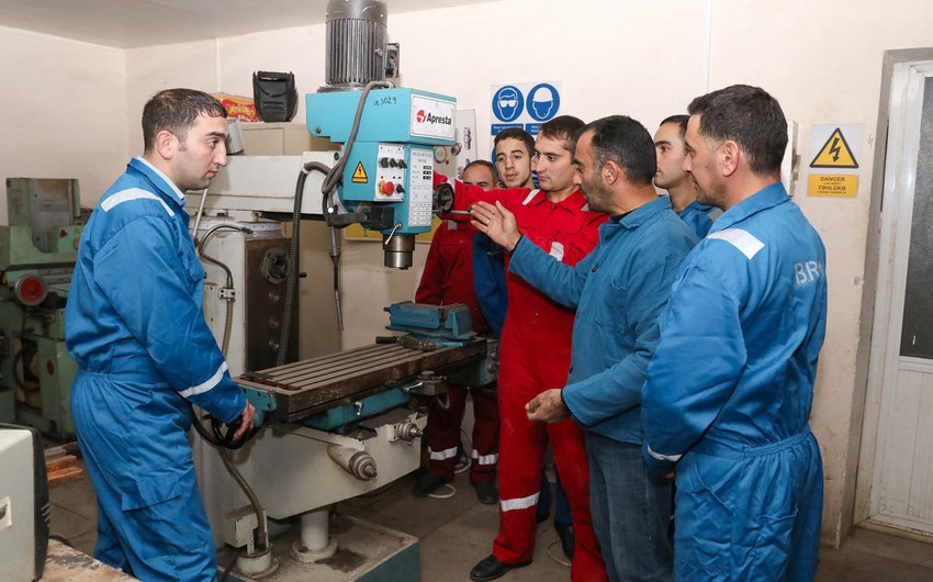 Peşə təhsili üzrə ixtisasların təsnifatında dəyişiklik edilib, yeni ixtisaslar yaradılıb