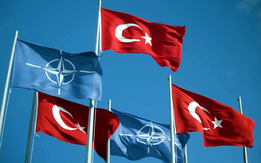 KİV: NATO-nun genişlənməsi ilə bağlı Türkiyəyə təzyiqlər əbəsdir