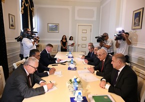 Chairman of Azerbaijan's CEC meets with CIS delegation