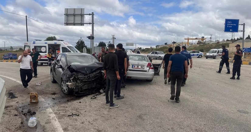 В Турции обстрелян автомобиль, есть погибшие и раненые