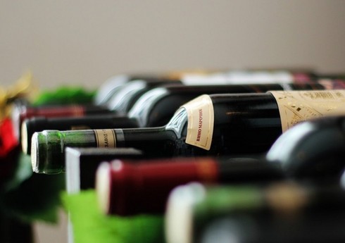 Азербайджан возобновил экспорт вина в две страны