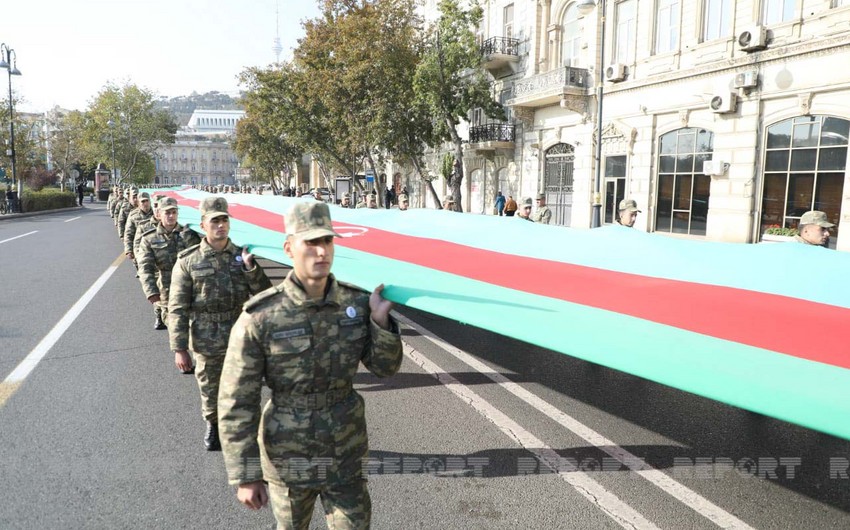 Victory Day march kicks off in Baku