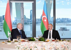Во дворце Гюлистан от имени президента Ильхама Алиева был устроен государственный прием в честь Александра Лукашенко