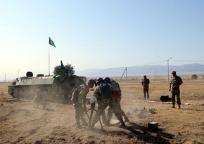 Азербайджанские военнослужащие ведут подготовку к конкурсу Мастера артиллерийского огня