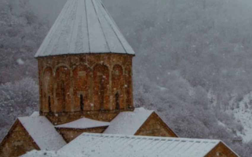 Реза Дегати поделился фото Худавенгского монастыря