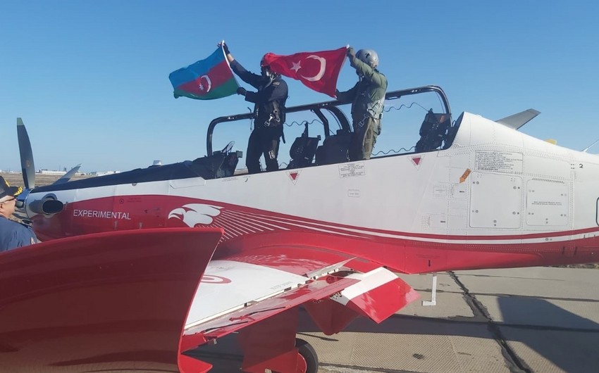 Azerbaijan buys new military aircraft from Turkey