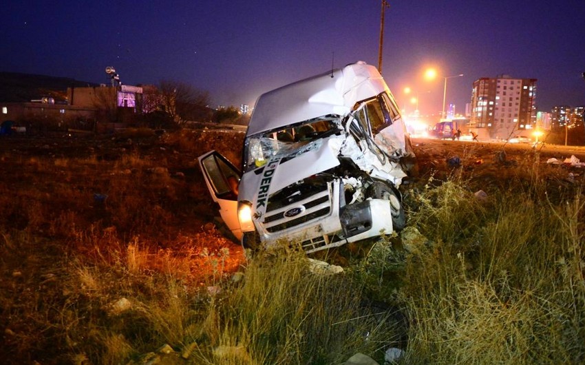 Тяжелое ДТП в Турции, пострадали 10 человек