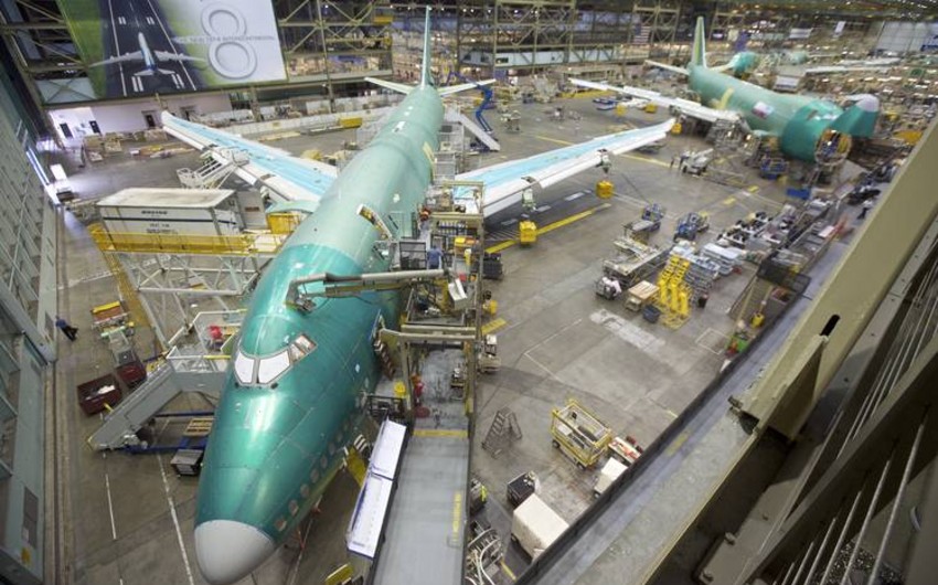 Boeing şirkəti B747 laynerindən imtina edir