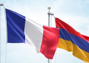 Armenian, French PMs mull trade and economic ties in Paris