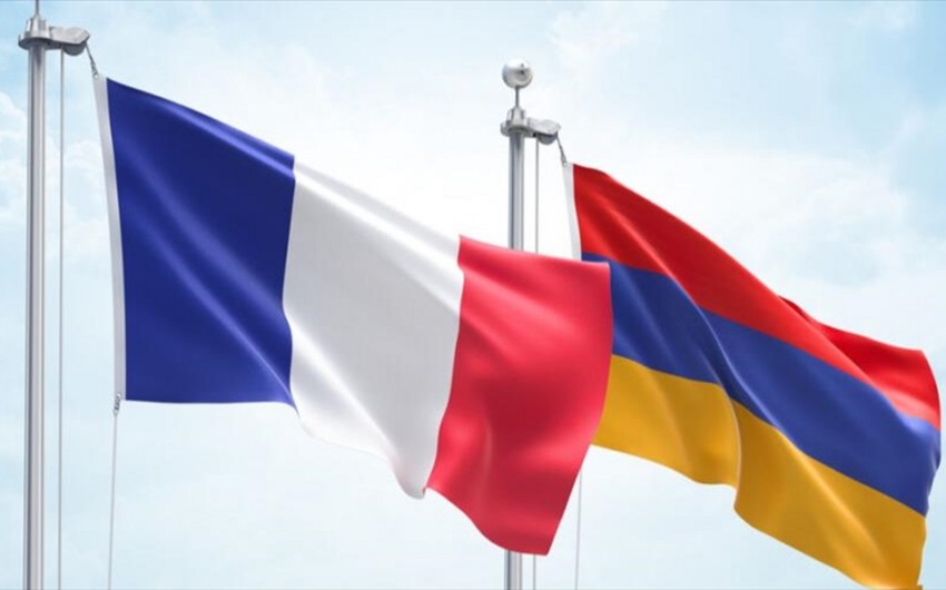 Armenian, French PMs mull trade and economic ties in Paris