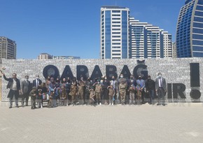Члены семей шехидов посетили Парк военных трофеев 