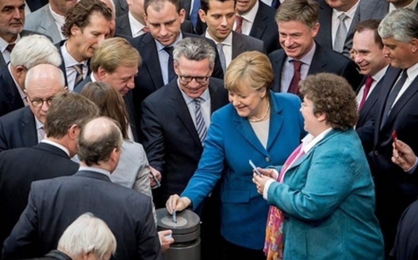 ​Европа вновь в своем амплуа, или же Бундестаг Германии поддерживает подлог - КОММЕНТАРИЙ