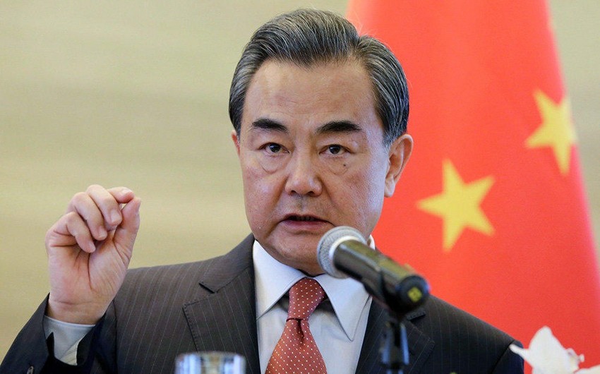 Глава МИД КНР призвал США снять санкции с Афганистана