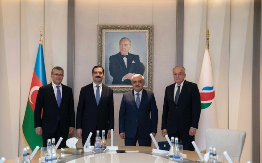 SOCAR President meets with Turkish Ambassador