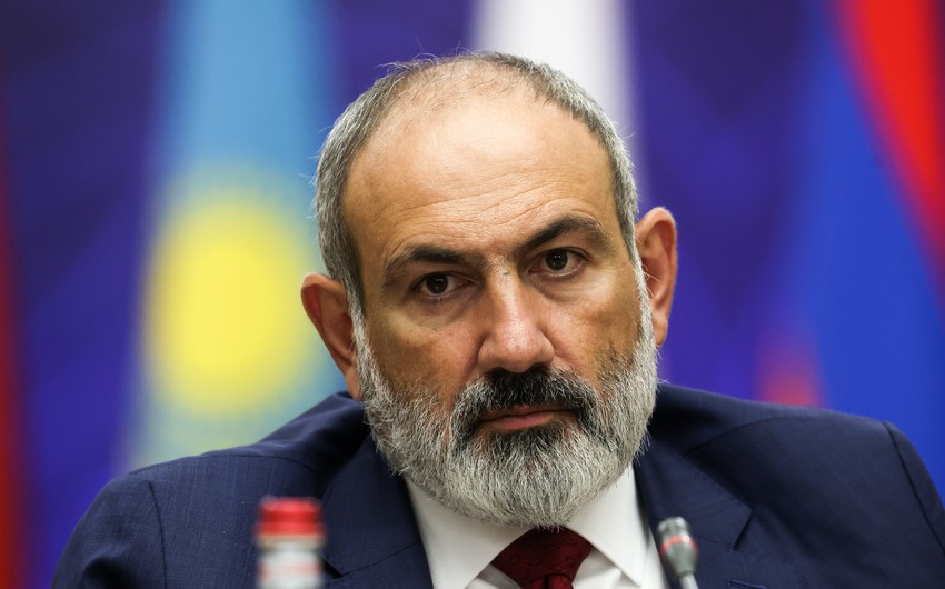 Pashinyan’s rating drops to record lows