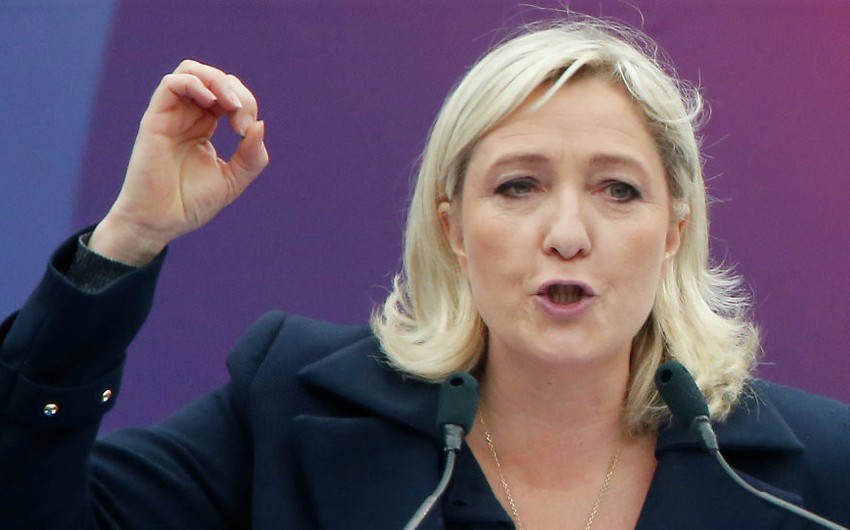 ​Le Pen accuses Sarkozy and Hollande over French jihadis