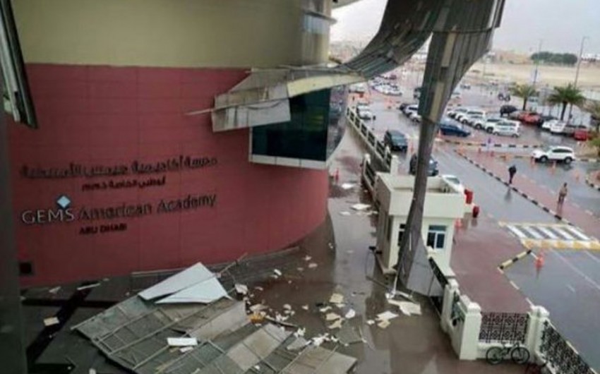 Thundering showers and strong winds hit Abu Dhabi