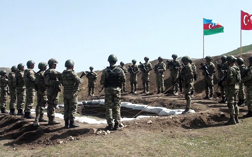 Завершились совместные оперативно-тактические учения азербайджанской и турецкой армий