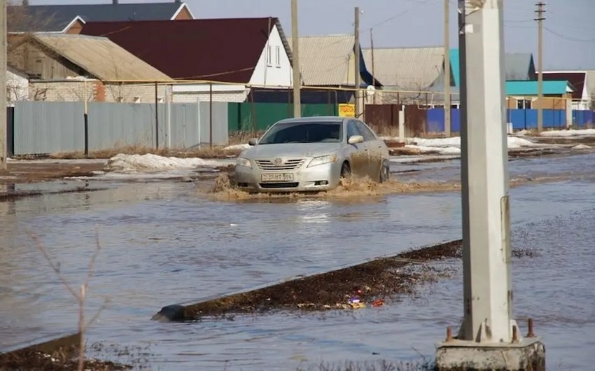 В Казахстане объявили режим ЧС, эвакуированы 240 человек из-за паводков