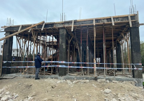 В Баку предотвращено незаконное строительство