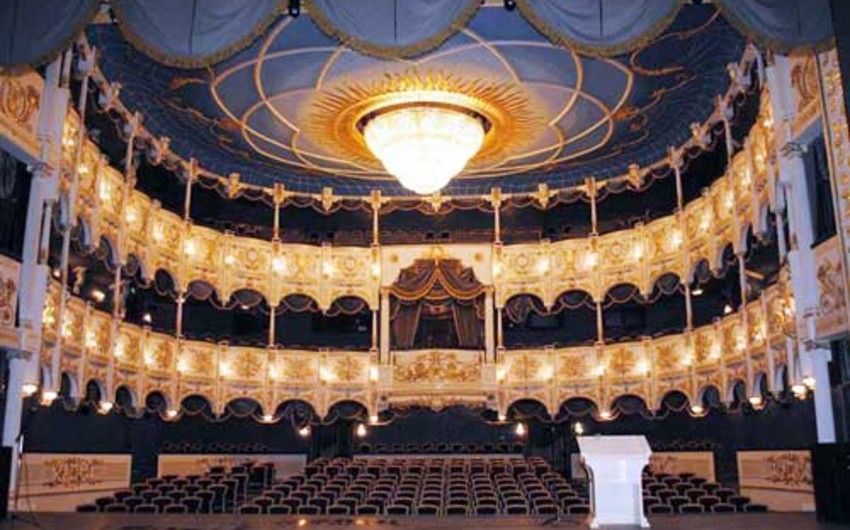 Musiqili Teatr yeni mövsümün dörd aylıq repertuar planını təsdiq edib