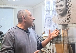 Азербайджанский скульптор, творящий под ракетным дождем в Харькове - ФОТОРЕПОРТАЖ