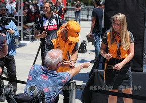 F1 drivers take part in autograph session in Baku