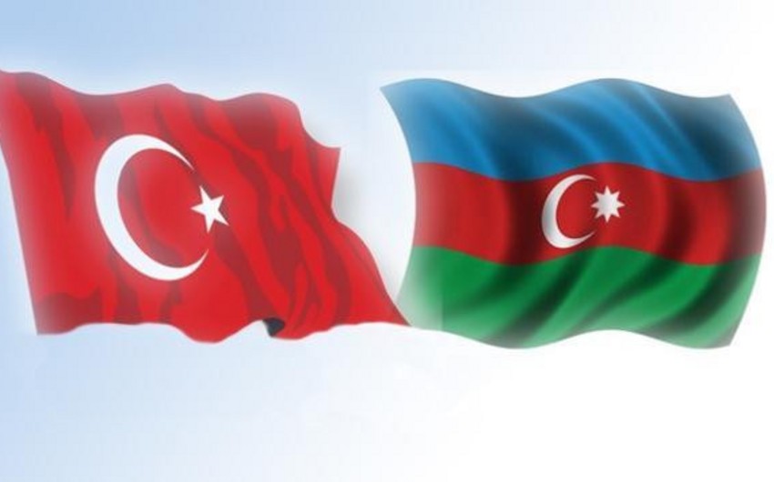 Президент Азербайджана встретился с премьер-министром Турции в формате один на один