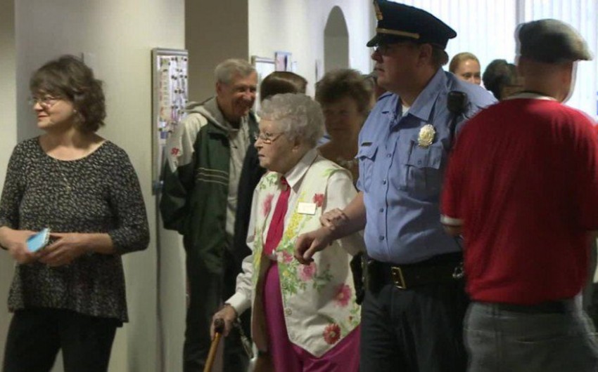 В США 102-летнюю старушку арестовали, чтобы исполнить ее мечту