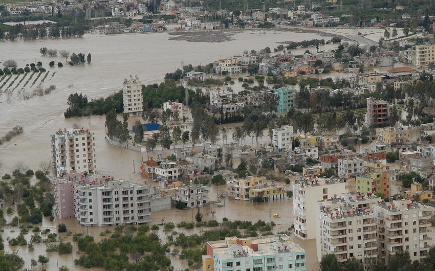 Death toll in Turkey flooding reaches 44