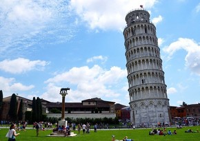 Leaning Tower of Pisa loses some of its tilt