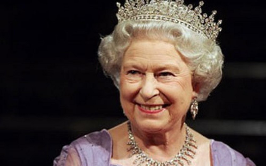 ​Britaniya kraliçasının 90 yaşı tamam olur