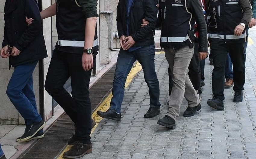 Türkiye detains 9 FETO members 