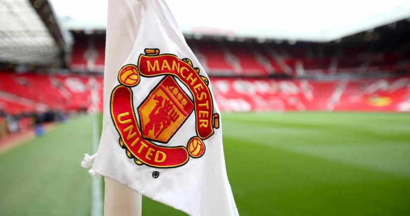 Adidas could end £900M kit deal if Manchester United relegated