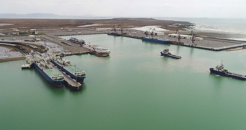 Kazakhstan to begin terminal construction at Alat port in 2025