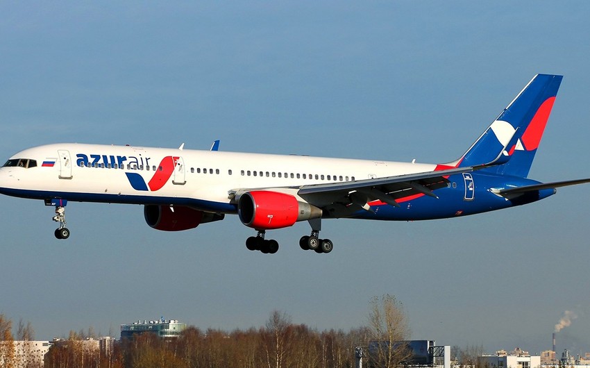 Застрявших в Египте российских туристов вывезут в Москву рейсом Azur Air