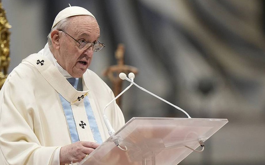 Pope Francis urges not to use grain as 'weapon of war'