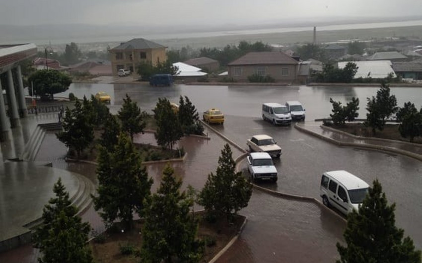 Naxçıvanda Azərbaycan Kubokunun final matçı öncəsi güclü yağış başlayıb