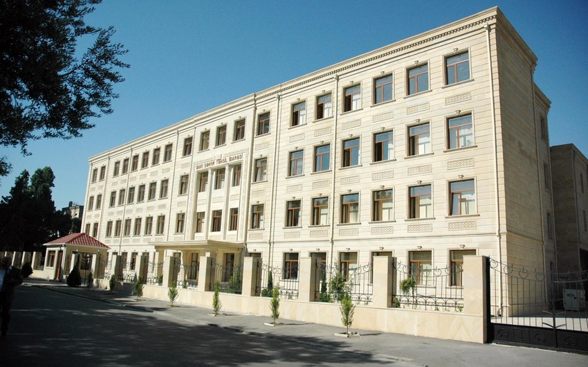 Управление образования города Баку внесло ясность в вопрос об увольнении директора школы, сын которой совершил убийство