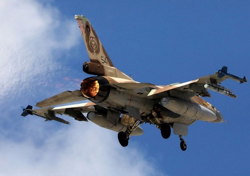 ВВС Израиля нанесли удары по двум форпостам 