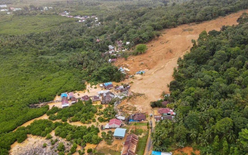 Число погибших из-за оползней на севере Индонезии достигло 46
