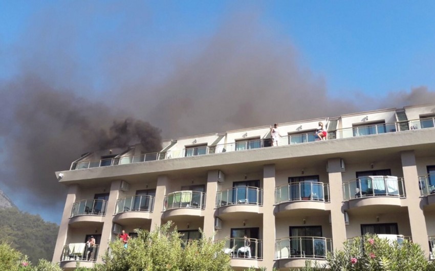 Antalyada hoteldə yanğın olub, 14 nəfər xəstəxanaya yerləşdirilib