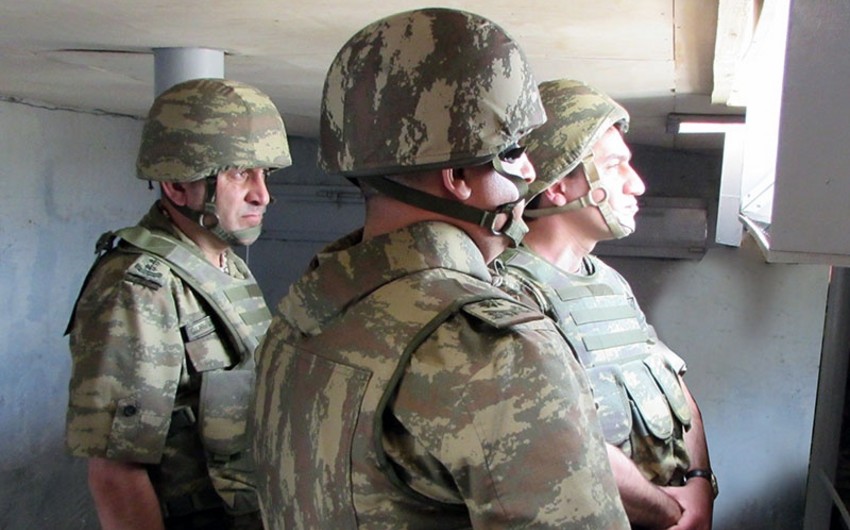 Помощник президента посетил воинские части в прифронтовой зоне