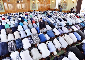 Eid-al-Adha prayer performed in Azerbaijani mosques