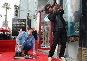 ​Tarantino gets star on Hollywood Walk of Fame