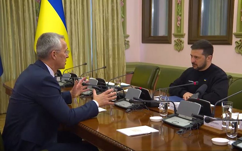 Volodymyr Zelenskyy meets with NATO Secretary General