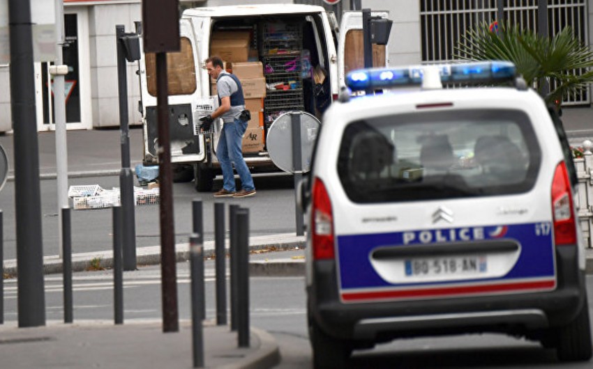 Fransada terror aktı üçün silah daşımaqda şübhəli bilinənlər saxlanılıb