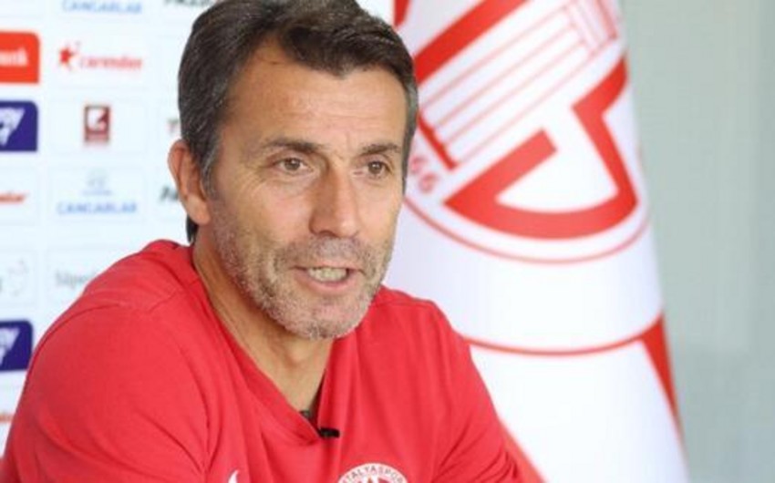 Бывший главный тренер Баку подал в отставку из турецкого клуба